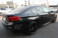 BMW 5シリーズ 530i ｴﾃﾞｨｼｮﾝﾐｯｼｮﾝｲﾝﾎﾟｯｼﾌﾞﾙ 特別仕様車 高出力 ﾅｲﾄﾌﾞﾙｰﾚｻﾞｰ ｱﾀﾞﾌﾟﾃｨﾌﾞｻｽ HUD ﾊｰﾏﾝｶｰﾄﾞﾝ 追従ACC ｽﾃｱﾘﾝｸﾞｻﾎﾟｰﾄ ﾀｯﾁ画面HDDﾅﾋﾞTV LEDﾍｯﾄﾞﾗｲﾄ ｵｰﾄﾊｲﾋﾞｰﾑ 電動ﾄﾗﾝｸ 360度ｶﾒﾗ 全席ﾋｰﾀｰ ﾌﾞﾗｯｸ19AW 2年保証