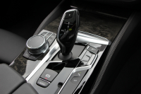 BMW 5シリーズ 540i Mｽﾎﾟｰﾂ ｲﾉﾍﾞｰｼｮﾝP 後輪駆動 1ｵ-ﾅ ｻﾝﾙｰﾌ 全席ﾋｰﾀｰ黒革 直6ﾀｰﾎﾞ340馬力 ｱﾀﾞﾌﾟﾃｨﾌﾞｻｽ ﾊｰﾏﾝｶｰﾄﾞﾝ HUD ﾃﾞｨｽﾌﾟﾚｲｷｰ ﾘﾓｰﾄﾊﾟｰｷﾝｸﾞｼﾞｪｽﾁｬｰC ﾜｲﾔﾚｽ充電 4ｿﾞｰﾝｴｱｺﾝ 追従ACC LEDﾍｯﾄﾞﾗｲﾄ ｵｰﾄﾊｲﾋﾞｰﾑ 2年保証