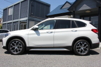 BMW X1 Xdrive18d Xﾗｲﾝ ﾊｲﾗｲﾝ&ｺﾝﾌｫｰﾄP 1ｵ-ﾅ LCI後期 ﾌｪｲｽﾘﾌﾄ後 真珠色 ﾋｰﾀｰ付ﾓｶﾚｻﾞｰ 追従ACC 電動ｼｰﾄ LEDﾍｯﾄﾞﾗｲﾄ 電動ﾄﾗﾝｸ ﾀｯﾁ画面ﾅﾋﾞ衝突軽減ﾌﾞﾚｰｷ 車線逸脱警告 歩行者警告 18AW ｳｯﾄﾞﾊﾟﾈﾙ 2年保証
