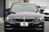 BMW 3シリーズ 320d Xdrive Mｽﾎﾟｰﾂ ﾃﾞﾋﾞｭｰP ｺﾝﾌｫｰﾄP 4WD ﾋｰﾀｰ黒革 ﾌﾞﾙｰｽﾃｯﾁ 19AW LEDﾍｯﾄﾞﾗｲﾄ ｵｰﾄﾊｲﾋﾞｰﾑ 追従ACC ｽﾃｱﾘﾝｸﾞｻﾎﾟｰﾄ ｱｯﾌﾟﾙｶｰﾌﾟﾚｲ Pｱｼｽﾄ ﾀｯﾁ画面HDDﾅﾋﾞ電動ﾄﾗﾝｸ ｽﾏｰﾄOP/CL Hifiｽﾋﾟｰｶｰ 2年保証
