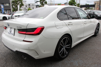 BMW 3シリーズ 320i Mｽﾎﾟｰﾂ ﾊｲﾗｲﾝ ﾌｧｽﾄﾄﾗｯｸ&ｺﾝﾌｫｰﾄP ﾋｰﾀｰ黒革 HUD ｱﾀﾞﾌﾟﾃｨﾌﾞMｻｽ Mspﾌﾞﾚｰｷ 19AW ﾀｯﾁﾊﾟﾈﾙ対応HDDﾅﾋﾞｱｯﾌﾟﾙｶｰﾌﾟﾚｲ 電動ﾄﾗﾝｸ LEDﾍｯﾄﾞﾗｲﾄ ｵｰﾄﾊｲﾋﾞｰﾑ Pｱｼｽﾄ 追従ACC ｽﾃｱｻﾎﾟｰﾄ 2年保証