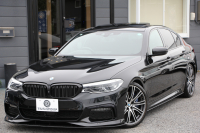 BMW 5シリーズ 540i Xdrive Mｽﾎﾟｰﾂ ｾﾚｸﾄ&ｺﾝﾌｫｰﾄP 4WD ACｼｭﾆｯﾂｧｰｴｱﾛ&ﾏﾌﾗｰ 変更後ﾒｰﾀｰ ｻﾝﾙｰﾌ 直6ﾀｰﾎﾞ全席ﾋｰﾀｰ黒革 ﾊｰﾏﾝｶｰﾄﾞﾝ ｺﾝﾌｫｰﾄｼｰﾄ&ﾏｯｻｰｼﾞ&ｱｸﾃｨﾌﾞﾍﾞﾝﾁﾚｰｼｮﾝ HUD ｼﾞｪｽﾁｬｰC 4ｿﾞｰﾝｴｱｺﾝ individual20AW 2年保証