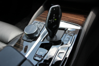 BMW 5シリーズ 523d Xdrive ﾗｸﾞｼﾞｭｱﾘｰ ｴﾃﾞｨｼｮﾝｼﾞｮｲﾌﾟﾗｽ LCI後期 ｴｸｽｸﾙｰｼﾌﾞﾅｯﾊﾟﾚｻﾞｰP ﾌﾞﾗｯｸﾅｯﾊﾟﾚｻﾞｰ 全席ﾋｰﾀｰ ﾊｰﾏﾝｶｰﾄﾞﾝｻﾗｳﾝﾄﾞｵﾌﾟｼｮﾝ19AW 4ｿﾞｰﾝｴｱｺﾝ 360度ｶﾒﾗ ｱｯﾌﾟﾙｰﾌﾟﾚｲ 追従ACC LEDﾍｯﾄﾞﾗｲﾄ HUD 電動ﾄﾗﾝｸ 2年保証