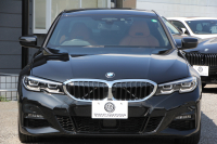 BMW 3シリーズ 320i Mｽﾎﾟｰﾂ Mｽﾎﾟｰﾂｼｰﾄﾊﾟｯｹｰｼﾞ1ｵ-ﾅ ｺﾆｬｯｸﾚｻﾞｰ ﾋｰﾀｰ付Mｽﾎﾟｰﾂｼｰﾄ 追従ACC ｽﾃｱﾘﾝｸﾞｻﾎﾟｰﾄ ｱｯﾌﾟﾙｶｰﾌﾟﾚｲ LEDﾍｯﾄﾞﾗｲﾄ ｵｰﾄﾊｲﾋﾞｰﾑ BMWﾗｲﾌﾞｺｯｸﾋﾟｯﾄﾞHDDﾅﾋﾞﾊﾟｰｷﾝｸﾞｱｼｽﾄ 18AW 専用ｴｱﾛ ｽﾏｰﾄｷｰ 2年保証
