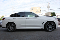 BMW X4 Xdrive30i Mｽﾎﾟｰﾂ ｾﾚｸﾄ&ｲﾉﾍﾞｰｼｮﾝP ﾊﾟﾉﾗﾏｻﾝR 全席ﾋｰﾀｰ黒革 ｱｸﾃｨﾌﾞﾍﾞﾝﾁﾚｰｼｮﾝ ﾃﾞｨｽﾌﾟﾚｲｷｰ ﾊｰﾏﾝｶｰﾄﾞﾝ ｼﾞｪｽﾁｬｰC 追従ACC HUD ﾀｯﾁ画面HDDﾅﾋﾞ360度ｶﾒﾗ LEDﾍｯﾄﾞﾗｲﾄ 電動ﾄﾗﾝｸ 2年保証