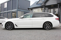 BMW 5シリーズ 530i ﾂｰﾘﾝｸﾞMｽﾎﾟｰﾂ ｾﾚｸﾄP 後期 252馬力 ﾊﾟﾉﾗﾏｻﾝﾙｰﾌ ｺﾆｬｯｸﾚｻﾞｰ 全席ﾋｰﾀｰ ﾊｰﾏﾝｶｰﾄﾞﾝｻﾗｳﾝﾄﾞｱﾀﾞﾌﾟﾃｨﾌﾞｻｽ 19AW Mspﾌﾞﾚｰｷ LEDﾍｯﾄﾞﾗｲﾄ ｵｰﾄﾊｲﾋﾞｰﾑ 360度ｶﾒﾗ ｱｯﾌﾟﾙｶｰﾌﾟﾚｲ BMWﾗｲﾌﾞｺｯｸﾋﾟｯﾄ 2年保証