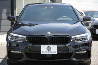 BMW 5シリーズ 530i Mｽﾎﾟｰﾂ 左ﾊﾝﾄﾞﾙ 1ｵｰﾅ ｻﾝﾙｰﾌ ｺﾝﾌｫｰﾄP ﾏｯｻｰｼﾞ&ﾍﾞﾝﾁﾚｰｼｮﾝ 全席ﾋｰﾀｰ黒革 ｺﾝﾌｫｰﾄｼｰﾄ ｿﾌﾄｸﾛｰｽﾞﾄﾞｱ HUD ｼﾞｪｽﾁｬｰC 追従ACC 360度ｶﾒﾗ ﾀｯﾁ画面HDDﾅﾋﾞLEDﾍｯﾄﾞﾗｲﾄ ｵｰﾄﾊｲﾋﾞｰﾑ 電動ﾄﾗﾝｸ 2年保証