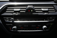 BMW 5シリーズ 530i ｴﾃﾞｨｼｮﾝﾐｯｼｮﾝｲﾝﾎﾟｯｼﾌﾞﾙ 特別仕様車 高出力 ﾅｲﾄﾌﾞﾙｰﾚｻﾞｰ ｱﾀﾞﾌﾟﾃｨﾌﾞｻｽ HUD ﾊｰﾏﾝｶｰﾄﾞﾝ 追従ACC ｽﾃｱﾘﾝｸﾞｻﾎﾟｰﾄ ﾀｯﾁ画面HDDﾅﾋﾞTV LEDﾍｯﾄﾞﾗｲﾄ ｵｰﾄﾊｲﾋﾞｰﾑ 電動ﾄﾗﾝｸ 360度ｶﾒﾗ 全席ﾋｰﾀｰ ﾌﾞﾗｯｸ19AW 2年保証