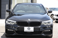 BMW 5シリーズ 530i ｴﾃﾞｨｼｮﾝﾐｯｼｮﾝｲﾝﾎﾟｯｼﾌﾞﾙ 特別仕様車 高出力 ﾅｲﾄﾌﾞﾙｰﾚｻﾞｰ ｱﾀﾞﾌﾟﾃｨﾌﾞｻｽ HUD ﾊｰﾏﾝｶｰﾄﾞﾝ 追従ACC ｽﾃｱﾘﾝｸﾞｻﾎﾟｰﾄ ﾀｯﾁ画面HDDﾅﾋﾞTV LEDﾍｯﾄﾞﾗｲﾄ ｵｰﾄﾊｲﾋﾞｰﾑ 電動ﾄﾗﾝｸ 360度ｶﾒﾗ 全席ﾋｰﾀｰ ﾌﾞﾗｯｸ19AW 2年保証
