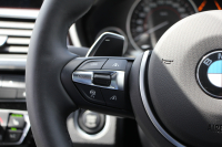 BMW 3シリーズ 320d ｾﾚﾌﾞﾚｰｼｮﾝｴﾃﾞｨｼｮﾝ ｽﾀｲﾙｴｯｼﾞ限定車 後期 8C新ｴﾝｼﾞﾝ 燃費21.4km/L ｾﾝｻﾃｯｸﾚｻﾞｰ ｼｰﾄﾋｰﾀｰ 専用ｸﾞﾚｰ18AW LEDﾍｯﾄﾞﾗｲﾄ&ﾃｰﾙ 追従ACC 衝突軽減ﾌﾞﾚｰｷ ﾚｰﾝﾁｪﾝｼﾞ警告 ﾌﾞﾗｯｸｸﾞﾘﾙ HDDﾅﾋﾞ2年保証