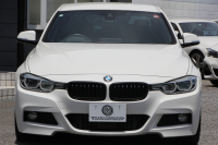 BMW 3シリーズ 320d ｾﾚﾌﾞﾚｰｼｮﾝｴﾃﾞｨｼｮﾝ ｽﾀｲﾙｴｯｼﾞ限定車 後期 8C新ｴﾝｼﾞﾝ 燃費21.4km/L ｾﾝｻﾃｯｸﾚｻﾞｰ ｼｰﾄﾋｰﾀｰ 専用ｸﾞﾚｰ18AW LEDﾍｯﾄﾞﾗｲﾄ&ﾃｰﾙ 追従ACC 衝突軽減ﾌﾞﾚｰｷ ﾚｰﾝﾁｪﾝｼﾞ警告 ﾌﾞﾗｯｸｸﾞﾘﾙ HDDﾅﾋﾞ2年保証