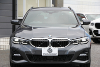 BMW 3シリーズ 320i ﾂｰﾘﾝｸﾞMｽﾎﾟｰﾂ ﾊｲﾗｲﾝ ﾀｺﾗﾚｯﾄﾞﾚｻﾞｰ ｼｰﾄﾋｰﾀｰ ｵﾌﾟｼｮﾝ19AW LEDﾍｯﾄﾞﾗｲﾄ ｵｰﾄﾊｲﾋﾞｰﾑ 追従ACC ｽﾃｱﾘﾝｸﾞｻﾎﾟｰﾄ Applecarplay BMWﾗｲﾌﾞｺｯｸﾋﾟｯﾄ ﾀｯﾁ画面HDDﾅﾋﾞ電動ﾄﾗﾝｸ Pｱｼｽﾄ 2年保証