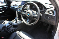 BMW 3シリーズ 320i Mｽﾎﾟｰﾂ 最終ﾓﾃﾞﾙ 新ｴﾝｼﾞﾝ ﾋｰﾀｰ黒革 LEDﾍｯﾄﾞﾗｲﾄ&ﾃｰﾙ NEWﾙｰﾑﾐﾗｰ 追従ACC ﾚｰﾝﾁｪﾝｼﾞ警告 ﾀｯﾁ画面対応HDDﾅﾋﾞBluetooth接続 Bｶﾒﾗ ﾊﾟﾄﾞﾙｼﾌﾄ 衝突軽減ﾌﾞﾚｰｷ 車線逸脱警告 歩行者警告 2年保証