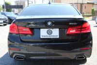 BMW 5シリーズ 523i ｴﾃﾞｨｼｮﾝﾐｯｼｮﾝｲﾝﾎﾟｯｼﾌﾞﾙ 特別仕様車 ﾊｰﾏﾝｶｰﾄﾞﾝｻﾗｳﾝﾄﾞHUD 専用ﾌﾞﾗｯｸ19AW ﾌﾞﾗｯｸｷﾄﾞﾆｰｸﾞﾘﾙ 追従ACC ｽﾃｱﾘﾝｸﾞｻﾎﾟｰﾄ  360度ｶﾒﾗ Pｱｼｽﾄ ﾀｯﾁ画面HDDﾅﾋﾞTV LEDﾍｯﾄﾞﾗｲﾄ ｵｰﾄﾊｲﾋﾞｰﾑ 2年保証