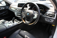 BMW 7シリーズ 740i ﾌﾟﾗｽP ｴﾅｼﾞｰEVOﾎﾞﾃﾞｨｷｯﾄ&20AW ｻﾝﾙｰﾌ 全席ﾋｰﾀｰ黒革 ﾃﾞｨｽﾌﾟﾚｲｷｰ LEDﾍｯﾄﾞﾗｲﾄ ﾊｰﾏﾝｶｰﾄﾞﾝ ﾏｯｻｰｼﾞ&ﾍﾞﾝﾁﾚｰｼｮﾝ HUD 追従ACC ｽﾃｱｻﾎﾟｰﾄ 液晶ﾒｰﾀｰ ﾀｯﾁ画面ﾅﾋﾞ360度ｶﾒﾗ ｿﾌﾄｸﾛｰｽﾞﾄﾞｱ 電動ﾄﾗﾝｸ 2年保証