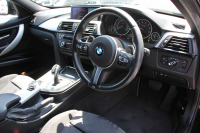 BMW 3シリーズ 320i Mｽﾎﾟｰﾂ 前期最終 追従ACC ETC2.0 衝突軽減ﾌﾞﾚｰｷ 車線逸脱警告 歩行者警告 ﾌﾙｾｸﾞTV ﾀｯﾁﾊﾟｯﾄﾞ対応HDDﾅﾋﾞ専用ｴｱﾛ 18AW ｽﾏｰﾄｷｰ Bluetooth接続 ﾊﾟﾄﾞﾙｼﾌﾄ LEDﾘﾝｸﾞｷｾﾉﾝ 2年保証