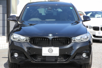 BMW 3シリーズ 320d Xdrive ｸﾞﾗﾝﾂｰﾘｽﾓ Mｽﾎﾟｰﾂ 後期 新ｴﾝｼﾞﾝ 4WD ﾋｰﾀｰ黒革 LEDﾍｯﾄﾞﾗｲﾄ&ﾃｰﾙ 追従ACC ﾚｰﾝﾁｪﾝｼﾞ警告 衝突軽減ﾌﾞﾚｰｷ 車線逸脱警告 歩行者警告 TOPﾋﾞｭｰ&ｻｲﾄﾞﾋﾞｭｰｶﾒﾗ ﾀｯﾁ画面HDDﾅﾋﾞ電動ﾄﾗﾝｸ 19AW 2年保証