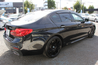 BMW 5シリーズ 530i ｴﾃﾞｨｼｮﾝﾐｯｼｮﾝｲﾝﾎﾟｯｼﾌﾞﾙ 特別仕様車 252馬力 ﾅｲﾄﾌﾞﾙｰﾚｻﾞｰ ｱﾀﾞﾌﾟﾃｨﾌﾞｻｽ ﾊｰﾏﾝｶｰﾄﾞﾝ HUD 追従ACC ｽﾃｱﾘﾝｸﾞｻﾎﾟｰﾄ ﾀｯﾁ画面HDDﾅﾋﾞTV LEDﾍｯﾄﾞﾗｲﾄ ｵｰﾄﾊｲﾋﾞｰﾑ 電動ﾄﾗﾝｸ 360度ｶﾒﾗ 全席ﾋｰﾀｰ 専用ﾌﾞﾗｯｸ19AW 2年保証