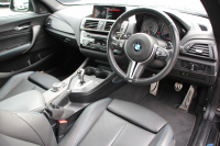 BMW Mシリーズ M2ｸｰﾍﾟMDCT 370馬力 直6ﾀｰﾎﾞ7速DCT ﾋｰﾀｰ黒革 ﾊｰﾏﾝｶｰﾄﾞﾝｻｳﾝﾄﾞH&Rｻｽ iﾄﾞﾗｲﾌﾞHDDﾅﾋﾞBｶﾒﾗ 専用19AW 衝突軽減ﾌﾞﾚｰｷ 車線逸脱警告 歩行者警告 ﾌﾞﾚｰｷ付ｸﾙｺﾝ ｽﾏｰﾄｷｰ ｶｰﾎﾞﾝｲﾝﾃﾘｱﾄﾘﾑ ﾊﾟﾄﾞﾙｼﾌﾄ 2年保証