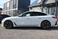 BMW 4シリーズ M440i Xdrive ｸﾞﾗﾝｸｰﾍﾟｲﾉﾍﾞｰｼｮﾝP 387馬力 直6ﾀｰﾎﾞ4WD ﾋｰﾀｰ赤革 ﾚｰｻﾞｰﾗｲﾄ 360度ｶﾒﾗ ﾊｰﾏﾝｶｰﾄﾞﾝ ｱﾀﾞﾌﾟﾃｨﾌﾞMｻｽ Mｽﾎﾟｰﾂﾃﾞﾌ ﾊｲｸﾞﾛｽﾚｯﾄﾞｷｬﾘﾊﾟｰ ｼﾞｪｽﾁｬｰC ﾜｲﾔﾚｽ充電 ｱｯﾌﾟﾙｶｰﾌﾟﾚｲ ﾀｯﾁ画面対応HDDﾅﾋﾞ2年保証