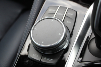 BMW 5シリーズ 530i ｴﾃﾞｨｼｮﾝﾐｯｼｮﾝｲﾝﾎﾟｯｼﾌﾞﾙ 特別仕様車 252馬力 ﾅｲﾄﾌﾞﾙｰﾚｻﾞｰ ｱﾀﾞﾌﾟﾃｨﾌﾞｻｽ ﾊｰﾏﾝｶｰﾄﾞﾝ HUD 追従ACC ｽﾃｱﾘﾝｸﾞｻﾎﾟｰﾄ ﾀｯﾁ画面HDDﾅﾋﾞTV LEDﾍｯﾄﾞﾗｲﾄ ｵｰﾄﾊｲﾋﾞｰﾑ 電動ﾄﾗﾝｸ 360度ｶﾒﾗ 全席ﾋｰﾀｰ 専用ﾌﾞﾗｯｸ19AW 2年保証