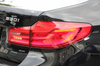 BMW 5シリーズ 530i ｴﾃﾞｨｼｮﾝﾐｯｼｮﾝｲﾝﾎﾟｯｼﾌﾞﾙ 特別仕様車 252馬力 ﾅｲﾄﾌﾞﾙｰﾚｻﾞｰ ｱﾀﾞﾌﾟﾃｨﾌﾞｻｽ ﾊｰﾏﾝｶｰﾄﾞﾝ HUD 追従ACC ｽﾃｱﾘﾝｸﾞｻﾎﾟｰﾄ ﾀｯﾁ画面HDDﾅﾋﾞTV LEDﾍｯﾄﾞﾗｲﾄ ｵｰﾄﾊｲﾋﾞｰﾑ 電動ﾄﾗﾝｸ 360度ｶﾒﾗ 全席ﾋｰﾀｰ 専用ﾌﾞﾗｯｸ19AW 2年保証