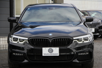 BMW 5シリーズ 530i ｴﾃﾞｨｼｮﾝﾐｯｼｮﾝｲﾝﾎﾟｯｼﾌﾞﾙ 特別仕様車 252馬力 ﾅｲﾄﾌﾞﾙｰﾚｻﾞｰ ｱﾀﾞﾌﾟﾃｨﾌﾞｻｽ ﾊｰﾏﾝｶｰﾄﾞﾝ HUD 追従ACC ｽﾃｱﾘﾝｸﾞｻﾎﾟｰﾄ ﾀｯﾁ画面HDDﾅﾋﾞTV LEDﾍｯﾄﾞﾗｲﾄ ｵｰﾄﾊｲﾋﾞｰﾑ 電動ﾄﾗﾝｸ 360度ｶﾒﾗ 全席ﾋｰﾀｰ 専用ﾌﾞﾗｯｸ19AW 2年保証