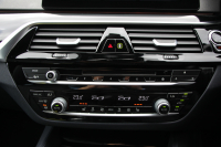 BMW 5シリーズ 530i ｴﾃﾞｨｼｮﾝﾐｯｼｮﾝｲﾝﾎﾟｯｼﾌﾞﾙ 特別仕様車 252馬力 ﾅｲﾄﾌﾞﾙｰﾚｻﾞｰ ｱﾀﾞﾌﾟﾃｨﾌﾞｻｽ ﾊｰﾏﾝｶｰﾄﾞﾝ HUD 追従ACC ｽﾃｱﾘﾝｸﾞｻﾎﾟｰﾄ ﾀｯﾁ画面HDDﾅﾋﾞTV LEDﾍｯﾄﾞﾗｲﾄ ｵｰﾄﾊｲﾋﾞｰﾑ 電動ﾄﾗﾝｸ 360度ｶﾒﾗ 全席ﾋｰﾀｰ 専用ﾌﾞﾗｯｸ19AW 2年保証