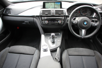 BMW 4シリーズ 420i ｸﾞﾗﾝｸｰﾍﾟMｽﾎﾟｰﾂ 中期 新ｴﾝｼﾞﾝ 追従ACC ﾚｰﾝﾁｪﾝｼﾞ警告 衝突軽減ﾌﾞﾚｰｷ 車線逸脱警告 歩行者警告 ﾀｯﾁﾊﾟｯﾄﾞ対応HDDﾅﾋﾞBｶﾒﾗ Bluetooth接続 電動ﾄﾗﾝｸ ｽﾏｰﾄｷｰ ﾊﾟﾄﾞﾙｼﾌﾄ 専用ｴｱﾛ 2年保証