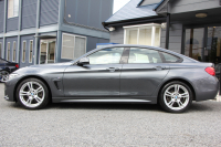 BMW 4シリーズ 420i ｸﾞﾗﾝｸｰﾍﾟMｽﾎﾟｰﾂ 中期 新ｴﾝｼﾞﾝ 追従ACC ﾚｰﾝﾁｪﾝｼﾞ警告 衝突軽減ﾌﾞﾚｰｷ 車線逸脱警告 歩行者警告 ﾀｯﾁﾊﾟｯﾄﾞ対応HDDﾅﾋﾞBｶﾒﾗ Bluetooth接続 電動ﾄﾗﾝｸ ｽﾏｰﾄｷｰ ﾊﾟﾄﾞﾙｼﾌﾄ 専用ｴｱﾛ 2年保証