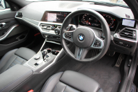 BMW 3シリーズ M340i ｲﾉﾍﾞｰｼｮﾝP 直6ﾀｰﾎﾞ4WD 387馬力 ﾋｰﾀｰ黒革 ﾚｰｻﾞｰﾗｲﾄ 3Dﾃﾞｻﾞｲﾝﾏﾌﾗｰ Mﾊﾟﾌｫｰﾏﾝｽｴｱﾛ EVENTURIｶｰﾎﾞﾝｴｱｰｲﾝﾃｰｸ 電動ﾄﾗﾝｸ ACｼｭﾆｯﾂｧｰｻｽ ｱﾀﾞﾌﾟﾃｨﾌﾞMｻｽ 追従ACC HUD 360度ｶﾒﾗ ﾊｰﾏﾝｶｰﾄﾞﾝ ｼﾞｪｽﾁｬｰC 2年保証