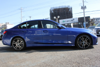 BMW 3シリーズ 320i Mｽﾎﾟｰﾂ ｲﾉﾍﾞｰｼｮﾝP ﾌｧｽﾄﾄﾗｯｸP ｻｳﾝﾄﾞP ｺﾝﾌｫｰﾄP Pｱｼｽﾄﾌﾟﾗｽ ﾚｰｻﾞｰﾗｲﾄ ｱﾀﾞﾌﾟﾃｨﾌﾞMｻｽ ﾊｰﾏﾝｶｰﾄﾞﾝｻｳﾝﾄﾞﾌﾙｾｸﾞTV HUD 360度ｶﾒﾗ ｼﾞｪｽﾁｬｰC Mspﾌﾞﾚｰｷ 19AW 追従ACC ｽﾃｱﾘﾝｸﾞｻﾎﾟｰﾄ ｼｰﾄﾋｰﾀｰ ｶｰﾌﾟﾚｲ 2年保証