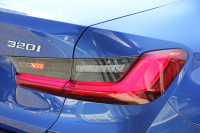 BMW 3シリーズ 320i Mｽﾎﾟｰﾂ ｲﾉﾍﾞｰｼｮﾝP ﾌｧｽﾄﾄﾗｯｸP ｻｳﾝﾄﾞP ｺﾝﾌｫｰﾄP Pｱｼｽﾄﾌﾟﾗｽ ﾚｰｻﾞｰﾗｲﾄ ｱﾀﾞﾌﾟﾃｨﾌﾞMｻｽ ﾊｰﾏﾝｶｰﾄﾞﾝｻｳﾝﾄﾞﾌﾙｾｸﾞTV HUD 360度ｶﾒﾗ ｼﾞｪｽﾁｬｰC Mspﾌﾞﾚｰｷ 19AW 追従ACC ｽﾃｱﾘﾝｸﾞｻﾎﾟｰﾄ ｼｰﾄﾋｰﾀｰ ｶｰﾌﾟﾚｲ 2年保証