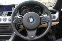 BMW Z4 Z4 Sdrive20i Mｽﾎﾟｰﾂ 最終ﾓﾃﾞﾙ ﾌｪｲｽﾘﾌﾄ後 電動ｵｰﾌﾟﾝ ｳｲﾝﾄﾞﾃﾞｨﾌﾚｸﾀｰ ｶﾝｻﾞｽﾍﾞｰｼﾞｭﾚｻﾞｰ ｼｰﾄﾋｰﾀｰ ﾒﾓﾘｰ付電動ｼｰﾄ ｵﾌﾟｼｮﾝ19AW iﾄﾞﾗｲﾌﾞHDDﾅﾋﾞBluetooth接続 ﾊﾟﾄﾞﾙｼﾌﾄ LEDﾘﾝｸﾞｷｾﾉﾝ Mｽﾎﾟｰﾂｴｱﾛ 直噴ﾀｰﾎﾞ8速AT 2年保証