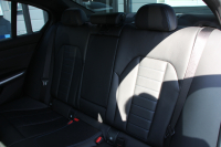 BMW 3シリーズ 320i Mｽﾎﾟｰﾂ ﾃﾞﾋﾞｭｰ&ｺﾝﾌｫｰﾄP ﾋｰﾀｰ黒革 専用ﾌﾞﾙｰｽﾃｯﾁ 19AW 追従ACC ｽﾃｱﾘﾝｸﾞｻﾎﾟｰﾄ LEDﾍｯﾄﾞﾗｲﾄ ｵｰﾄﾊｲﾋﾞｰﾑ 電動ﾄﾗﾝｸ ｱｯﾌﾟﾙｶｰﾌﾟﾚｲ ﾀｯﾁ画面HDDﾅﾋﾞﾜｲﾔﾚｽ充電 Hi-fiｽﾋﾟｰｶｰ Pｱｼｽﾄ 専用ｴｱﾛ 2年保証