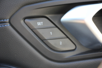 BMW 3シリーズ 320i Mｽﾎﾟｰﾂ ﾃﾞﾋﾞｭｰ&ｺﾝﾌｫｰﾄP ﾋｰﾀｰ黒革 専用ﾌﾞﾙｰｽﾃｯﾁ 19AW 追従ACC ｽﾃｱﾘﾝｸﾞｻﾎﾟｰﾄ LEDﾍｯﾄﾞﾗｲﾄ ｵｰﾄﾊｲﾋﾞｰﾑ 電動ﾄﾗﾝｸ ｱｯﾌﾟﾙｶｰﾌﾟﾚｲ ﾀｯﾁ画面HDDﾅﾋﾞﾜｲﾔﾚｽ充電 Hi-fiｽﾋﾟｰｶｰ Pｱｼｽﾄ 専用ｴｱﾛ 2年保証