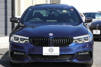 BMW 5シリーズ 530i Mｽﾎﾟｰﾂ 252馬力 1ｵﾅ ｻﾝﾙｰﾌ 全席ﾋｰﾀｰ黒革 ﾌﾞﾗｯｸ19AW Mspﾌﾞﾚｰｷ 追従ACC ｽﾃｱﾘﾝｸﾞｻﾎﾟｰﾄ LEDﾍｯﾄﾞﾗｲﾄ ﾊｲﾋﾞｰﾑｱｼｽﾄ ﾀｯﾁ画面HDDﾅﾋﾞTV 360度ｶﾒﾗ Pｱｼｽﾄﾌﾟﾗｽ 電動ﾄﾗﾝｸ 専用ｴｱﾛ ﾊﾟﾄﾞﾙｼﾌﾄ 2年保証