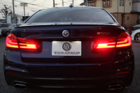 BMW 5シリーズ 530i Mｽﾎﾟｰﾂ 1ｵ-ﾅ 252馬力 ｻﾝﾙｰﾌ 全席ﾋｰﾀｰ黒革 ﾌﾞﾗｯｸ19AW Mspﾌﾞﾚｰｷ 追従ACC ｽﾃｱﾘﾝｸﾞｻﾎﾟｰﾄ LEDﾍｯﾄﾞﾗｲﾄ ﾊｲﾋﾞｰﾑｱｼｽﾄ ﾀｯﾁ画面HDDﾅﾋﾞTV 360度ｶﾒﾗ Pｱｼｽﾄﾌﾟﾗｽ 電動ﾄﾗﾝｸ 専用ｴｱﾛ ﾊﾟﾄﾞﾙｼﾌﾄ 2年保証