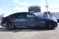 BMW 5シリーズ 530i Mｽﾎﾟｰﾂ 252馬力 1ｵﾅ ｻﾝﾙｰﾌ 全席ﾋｰﾀｰ黒革 ﾌﾞﾗｯｸ19AW Mspﾌﾞﾚｰｷ 追従ACC ｽﾃｱﾘﾝｸﾞｻﾎﾟｰﾄ LEDﾍｯﾄﾞﾗｲﾄ ﾊｲﾋﾞｰﾑｱｼｽﾄ ﾀｯﾁ画面HDDﾅﾋﾞTV 360度ｶﾒﾗ Pｱｼｽﾄﾌﾟﾗｽ 電動ﾄﾗﾝｸ 専用ｴｱﾛ ﾊﾟﾄﾞﾙｼﾌﾄ 2年保証
