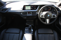 BMW 2シリーズ M235i Xdrive ｸﾞﾗﾝｸｰﾍﾟﾌﾟﾗｽP 306馬力 4WD ﾊﾟﾉﾗﾏｻﾝﾙｰﾌ ﾋｰﾀｰ黒革 Mｽﾎﾟｰﾂｼｰﾄ ｱﾀﾞﾌﾟﾃｨﾌﾞｻｽ Hi-fiｽﾋﾟｰｶｰ 追従ACC 後退ｱｼｽﾄ LEDﾍｯﾄﾞﾗｲﾄ 専用18AW Mspﾌﾞﾚｰｷ Applecarplay ﾀｯﾁ画面HDDﾅﾋﾞPｱｼｽﾄ 2年保証