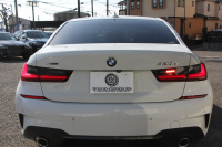 BMW 3シリーズ 320d Xdrive Mｽﾎﾟｰﾂ ﾃﾞﾋﾞｭｰP ｺﾝﾌｫｰﾄP 4WD ﾋｰﾀｰ黒革 ﾌﾞﾙｰｽﾃｯﾁ 19AW Pｱｼｽﾄﾌﾟﾗｽ 360度ｶﾒﾗ ﾌﾙｾｸﾞTV LEDﾍｯﾄﾞﾗｲﾄ ｵｰﾄﾊｲﾋﾞｰﾑ 追従ACC ｽﾃｱﾘﾝｸﾞｻﾎﾟｰﾄ ｱｯﾌﾟﾙｶｰﾌﾟﾚｲ ﾀｯﾁ画面HDDﾅﾋﾞ電動ﾄﾗﾝｸ 2年保証