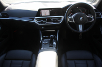 BMW 3シリーズ 320d Xdrive Mｽﾎﾟｰﾂ ｲﾉﾍﾞｰｼｮﾝP ﾃﾞﾋﾞｭｰP ｺﾝﾌｫｰﾄP 4WD ﾋｰﾀｰ黒革  BMWﾚｰｻﾞｰﾗｲﾄ HUD ｼﾞｪｽﾁｬｰC 追従ACC ｽﾃｱﾘﾝｸﾞｻﾎﾟｰﾄ ｱｯﾌﾟﾙｶｰﾌﾟﾚｲ ﾀｯﾁ画面HDDﾅﾋﾞBMWﾗｲﾌﾞｺｯｸﾋﾟｯﾄﾞ電動ﾄﾗﾝｸ Hi-fiｽﾋﾟｰｶｰ 2年保証