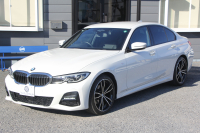 BMW 3シリーズ 320d Xdrive Mｽﾎﾟｰﾂ ｲﾉﾍﾞｰｼｮﾝP ﾃﾞﾋﾞｭｰP ｺﾝﾌｫｰﾄP 4WD ﾋｰﾀｰ黒革  BMWﾚｰｻﾞｰﾗｲﾄ HUD ｼﾞｪｽﾁｬｰC 追従ACC ｽﾃｱﾘﾝｸﾞｻﾎﾟｰﾄ ｱｯﾌﾟﾙｶｰﾌﾟﾚｲ ﾀｯﾁ画面HDDﾅﾋﾞBMWﾗｲﾌﾞｺｯｸﾋﾟｯﾄﾞ電動ﾄﾗﾝｸ Hi-fiｽﾋﾟｰｶｰ 2年保証