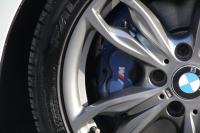 BMW 2シリーズ M235i ｸｰﾍﾟ直6ﾀｰﾎﾞ326馬力 ｱﾀﾞﾌﾟﾃｨﾌﾞMｻｽ 専用ﾌﾞﾚｰｷ Bｶﾒﾗ&ﾘｱ障害物ｿﾅｰ 衝突軽減ﾌﾞﾚｰｷ 車線逸脱警告 歩行者警告 ﾌﾞﾚｰｷ付ｸﾙｺﾝ HDDﾅﾋﾞBluetooth接続 ｽﾏｰﾄｷｰ 18AW ﾊﾟﾄﾞﾙｼﾌﾄ ﾌﾞﾗｯｸｸﾞﾘﾙ 2年保証