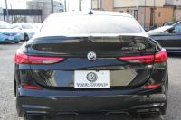 BMW 2シリーズ M235i Xdrive ｸﾞﾗﾝｸｰﾍﾟﾃﾞﾋﾞｭｰP 306馬力 4WD ﾋｰﾀｰ黒革 Mｽﾎﾟｰﾂｼｰﾄ Mｼｰﾄﾍﾞﾙﾄ ｱﾀﾞﾌﾟﾃｨﾌﾞｻｽ 追従ACC 3Ddesignﾌﾛﾝﾄｽﾎﾟｲﾗｰ MPerformance18AW&ｽﾃｱﾘﾝｸﾞｱｯﾌﾟﾙｶｰﾌﾟﾚｲ LEDﾍｯﾄﾞﾗｲﾄ ｵｰﾄﾊｲﾋﾞｰﾑ 2年保証