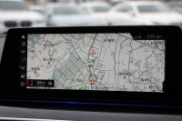 BMW 5シリーズ 523i ﾂｰﾘﾝｸﾞﾌﾞﾗｯｸｱｳﾄ 特別仕様車 HUD ﾊｰﾏﾝｶｰﾄﾞﾝ 追従ACC ｽﾃｱﾘﾝｸﾞｻﾎﾟｰﾄ LEDﾍｯﾄﾞﾗｲﾄ ｵｰﾄﾊｲﾋﾞｰﾑ ﾀｯﾁ画面HDDﾅﾋﾞTV 360度ﾊﾟﾉﾗﾏｶﾒﾗ Pｱｼｽﾄﾌﾟﾗｽ 電動ﾄﾗﾝｸ ﾌﾞﾗｯｸ19AW 液晶ﾒｰﾀｰ ｽﾏｰﾄｷｰ 2年保証