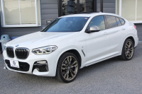 BMW X4 M40i ﾊﾟﾉﾗﾏｻﾝﾙｰﾌ 全席ﾋｰﾀｰ黒革 360馬力 直6ﾀｰﾎﾞｱﾀﾞﾌﾟﾃｨﾌﾞMｻｽ Mspﾌﾞﾚｰｷ 液晶ﾒｰﾀｰ 360度ｶﾒﾗ ﾀｯﾁ画面HDDﾅﾋﾞTV LEDﾍｯﾄﾞﾗｲﾄ ｵｰﾄﾊｲﾋﾞｰﾑ 電動ﾄﾗﾝｸ 専用21AW&ﾃﾞﾌ 2年保証