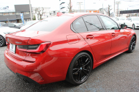 BMW 3シリーズ 320d Xdrive Mｽﾎﾟｰﾂ ｴﾃﾞｨｼｮﾝｻﾝﾗｲｽﾞ50台限定車 ﾋｰﾀｰ黒革 ﾚｰｻﾞｰﾗｲﾄ ｱﾀﾞﾌﾟﾃｨﾌﾞMｻｽ 専用19AW Mﾘｱｽﾎﾟｲﾗｰ Mｼｰﾄﾍﾞﾙﾄ 追従ACC ｽﾃｱﾘﾝｸﾞｻﾎﾟｰﾄ BMWﾗｲﾌﾞｺｯｸﾋﾟｯﾄﾞｱｯﾌﾟﾙｶｰﾌﾟﾚｲ ﾜｲﾔﾚｽ充電 2年保証