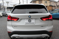 BMW X1 Xdrive18d Xﾗｲﾝ ｴﾃﾞｨｼｮﾝｼﾞｮｲﾌﾟﾗｽ ﾊｲﾗｲﾝ&ｺﾝﾌｫｰﾄP 後期 ﾌｪｲｽﾘﾌﾄ後 真珠色 ﾋｰﾀｰ黒革 追従ACC ﾌﾙｾｸﾞTV LEDﾍｯﾄﾞﾗｲﾄ 電動ﾄﾗﾝｸ ﾀｯﾁ画面HDDﾅﾋﾞ衝突軽減ﾌﾞﾚｰｷ 車線逸脱警告 歩行者警告 専用18AW ｳｯﾄﾞﾊﾟﾈﾙ 2年保証