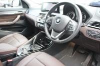 BMW X1 Xdrive18d Xﾗｲﾝ ﾊｲﾗｲﾝ&ｺﾝﾌｫｰﾄP 後期 ﾌｪｲｽﾘﾌﾄ後 1ｵｰﾅ ﾋｰﾀｰ茶革 追従ACC LEDﾍｯﾄﾞﾗｲﾄ&ﾃｰﾙ 電動ﾄﾗﾝｸ ﾌﾙｾｸﾞTV ﾀｯﾁ画面HDDﾅﾋﾞPｱｼｽﾄ 衝突軽減ﾌﾞﾚｰｷ 車線逸脱警告 歩行者警告 専用18AW ｳｯﾄﾞﾊﾟﾈﾙ 2年保証